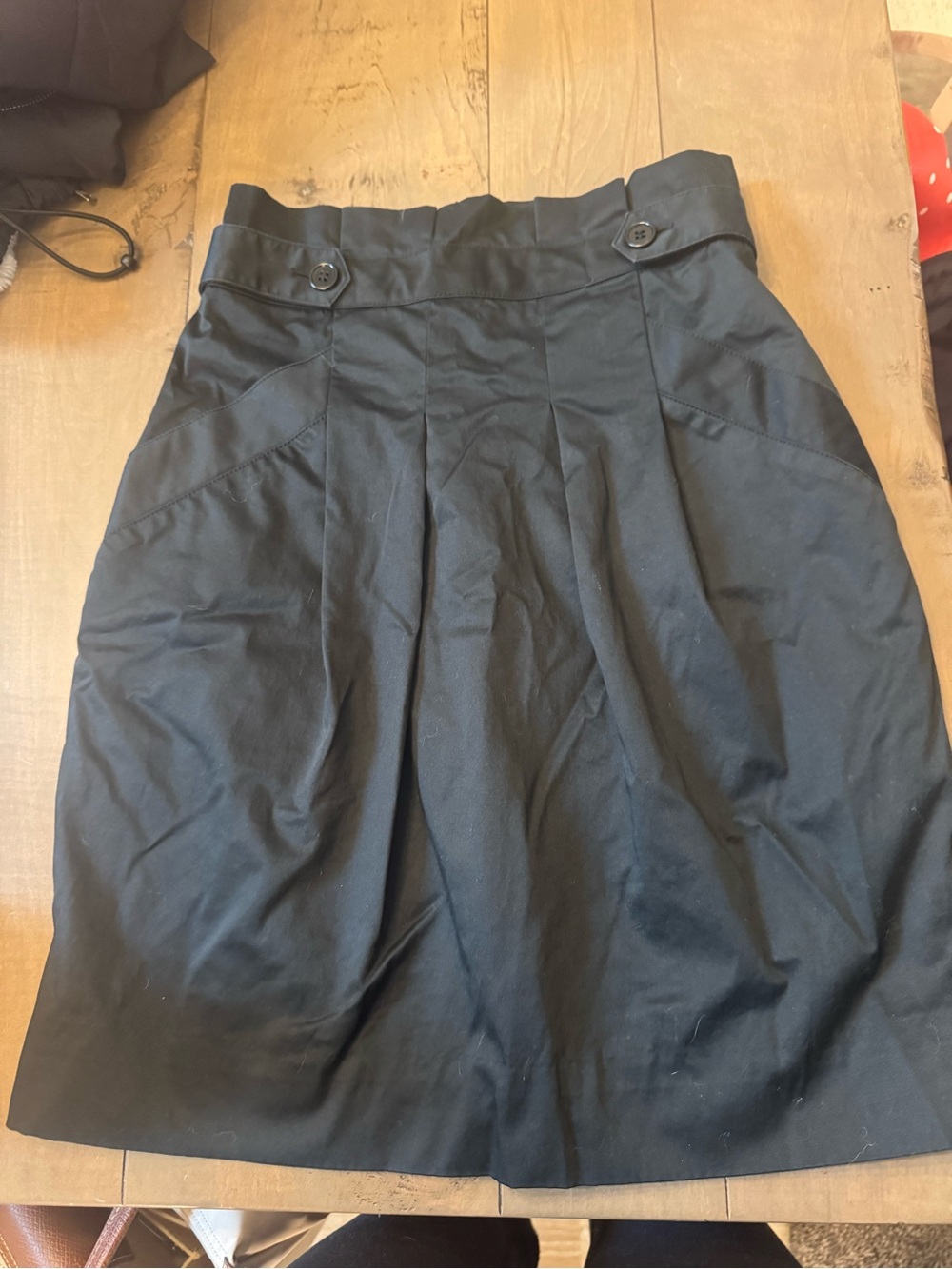 BCBGMaxAzria Size 0 Black Skirt